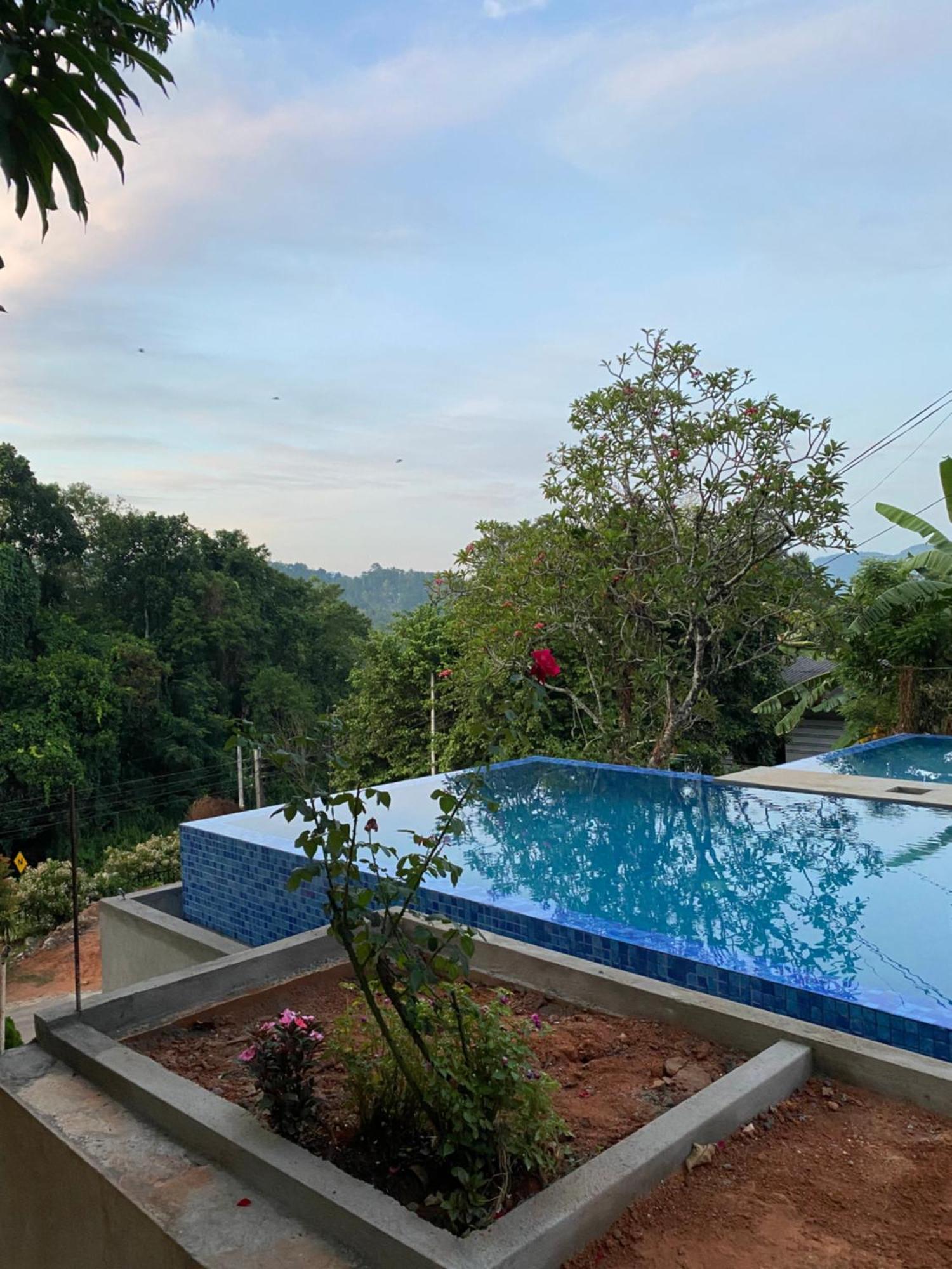 Villa Nilmalee Gampola Exteriér fotografie
