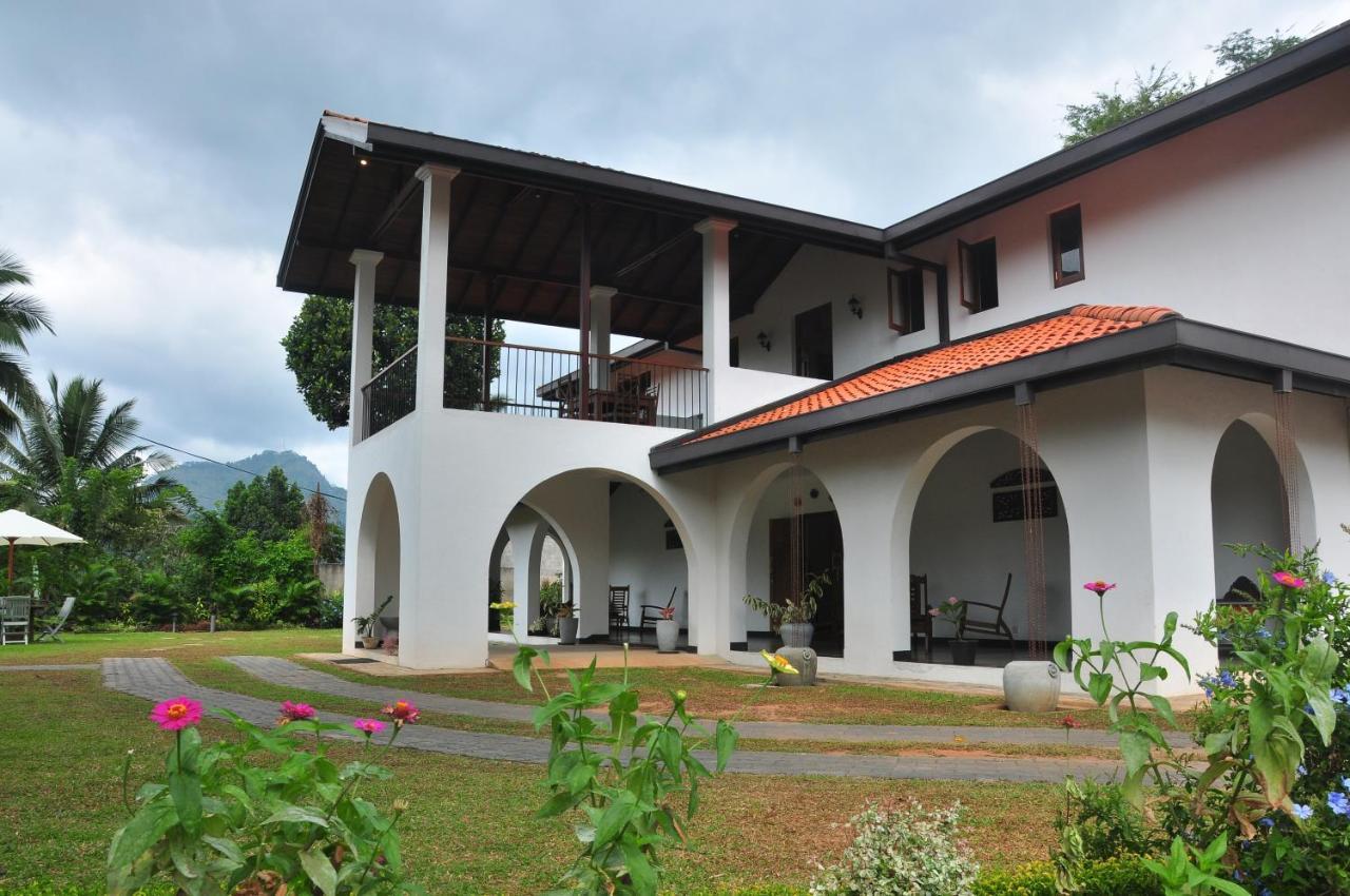 Villa Nilmalee Gampola Exteriér fotografie