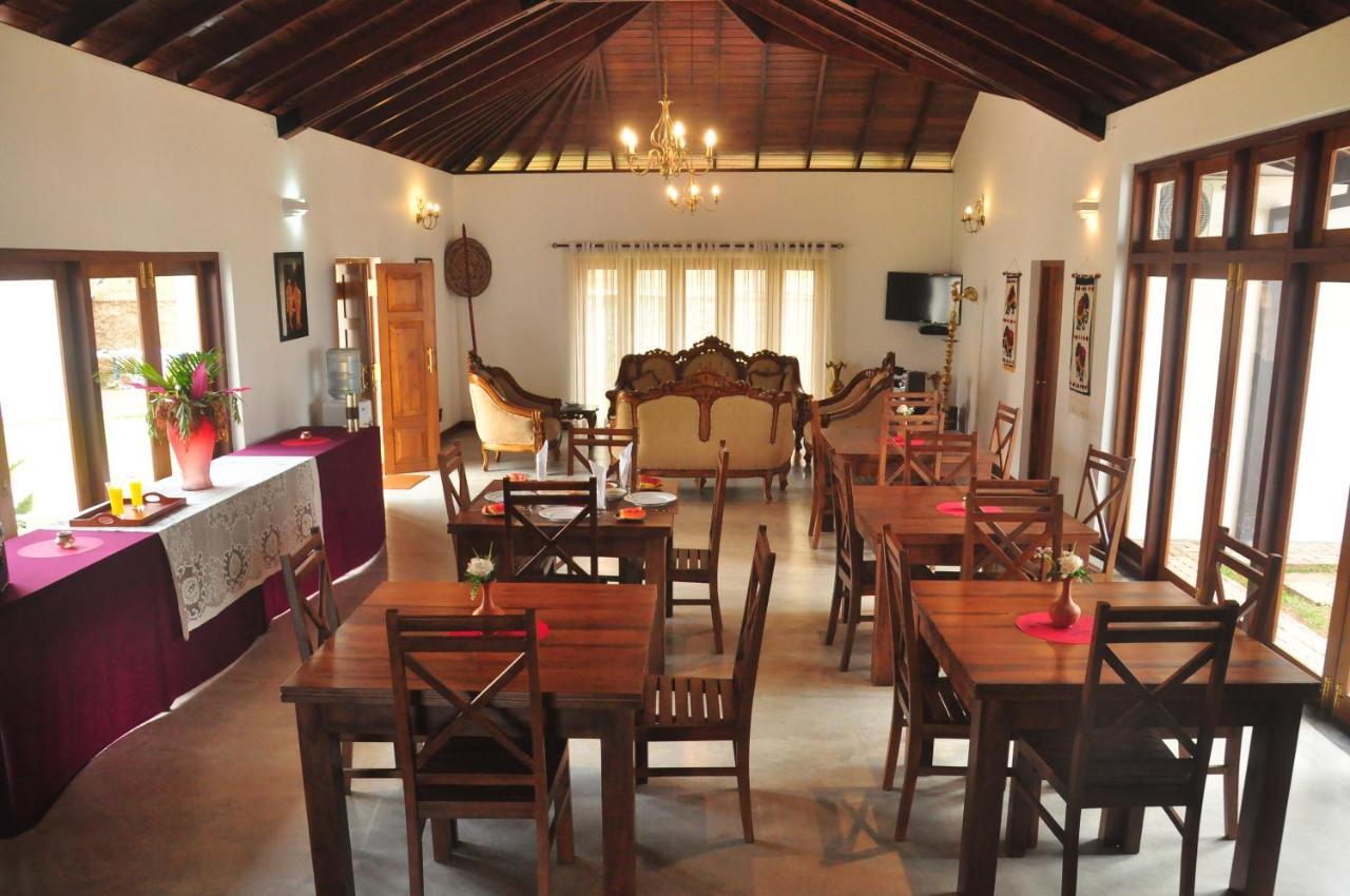 Villa Nilmalee Gampola Exteriér fotografie